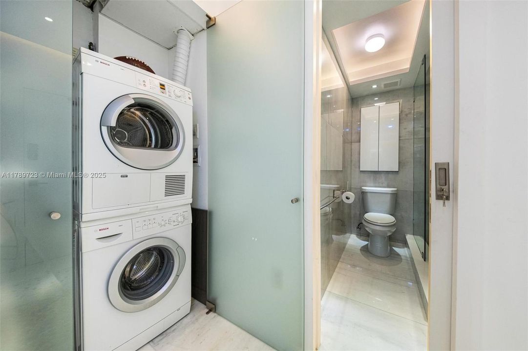 На продажу: $850,000 (2 спален, 3 ванн, 1283 Квадратных фут)