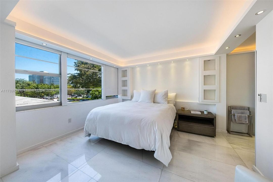 На продажу: $850,000 (2 спален, 3 ванн, 1283 Квадратных фут)