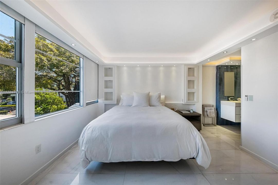 На продажу: $850,000 (2 спален, 3 ванн, 1283 Квадратных фут)