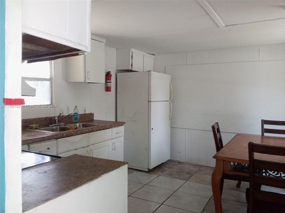 Recently Sold: $144,900 (3 beds, 2 baths, 720 Square Feet)