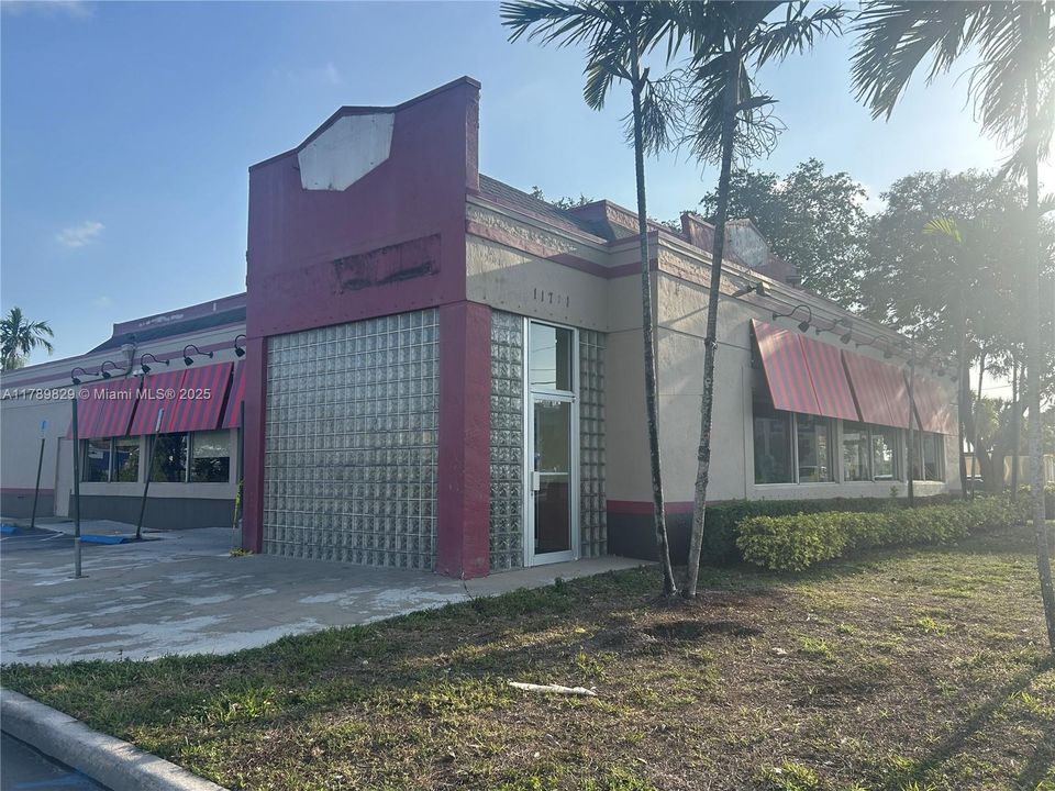 Recently Sold: $4,500,000 (0 beds, 0 baths, 0 Square Feet)