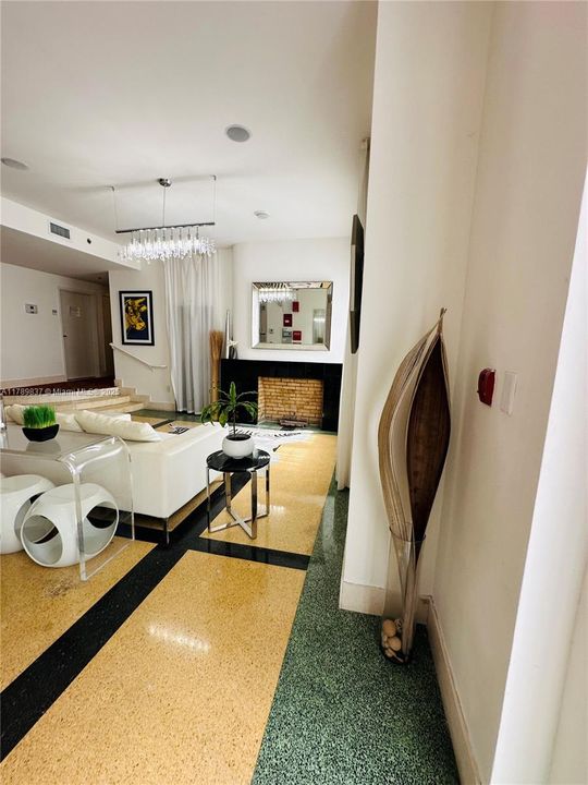 На продажу: $234,900 (1 спален, 1 ванн, 601 Квадратных фут)