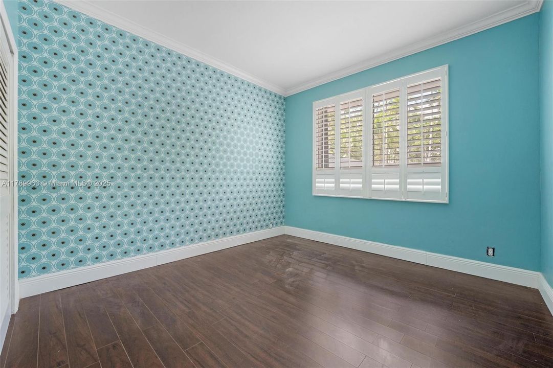 最近售出: $900,000 (2 贝兹, 2 浴室, 1547 平方英尺)