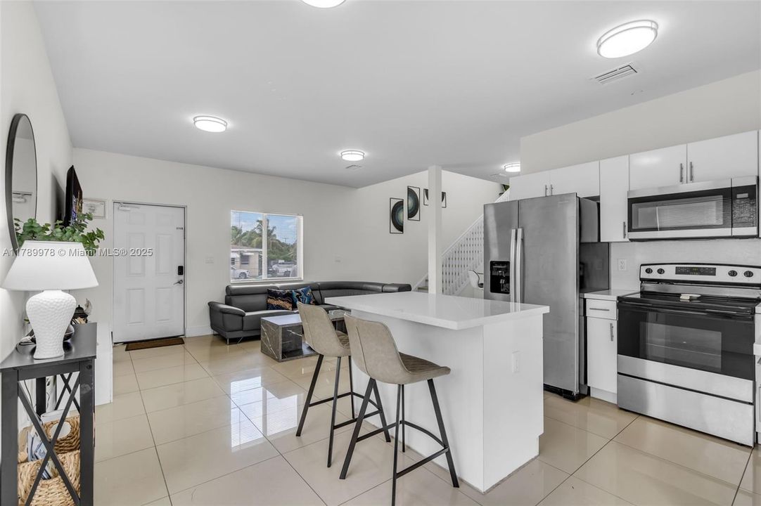 For Sale: $572,999 (4 beds, 2 baths, 1610 Square Feet)