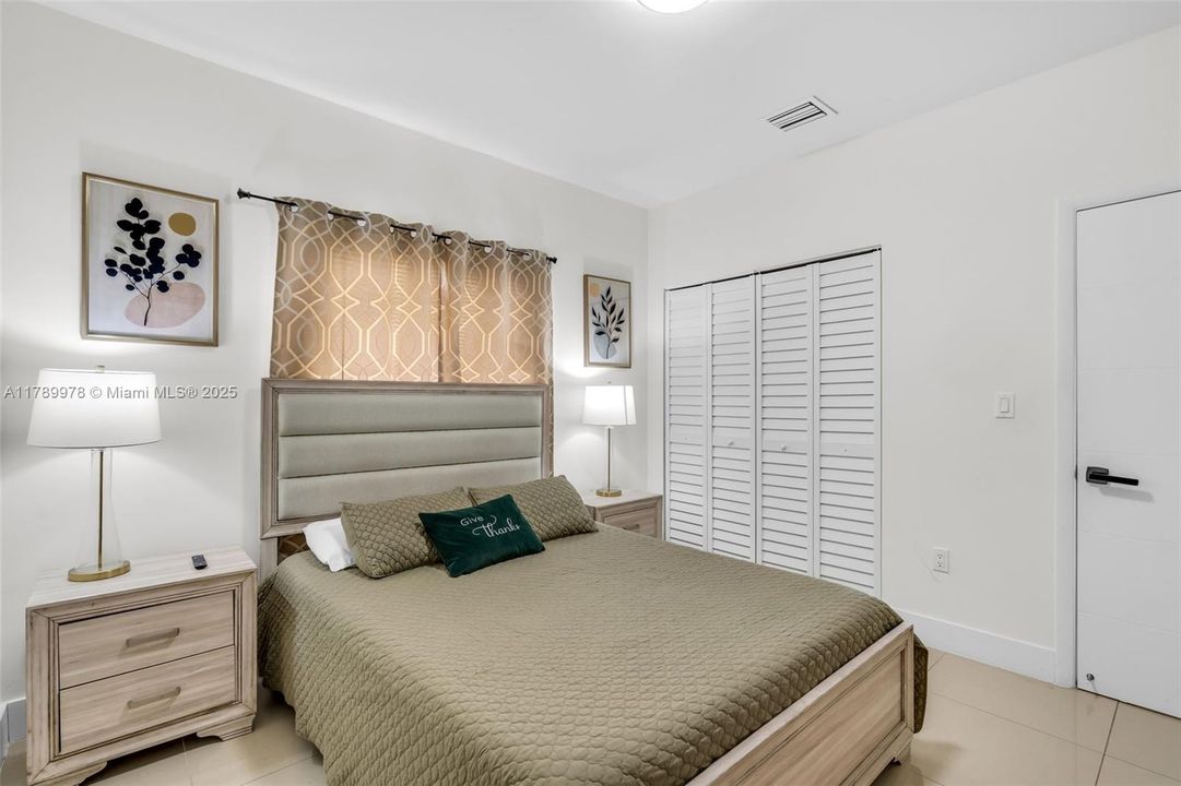 For Sale: $572,999 (4 beds, 2 baths, 1610 Square Feet)