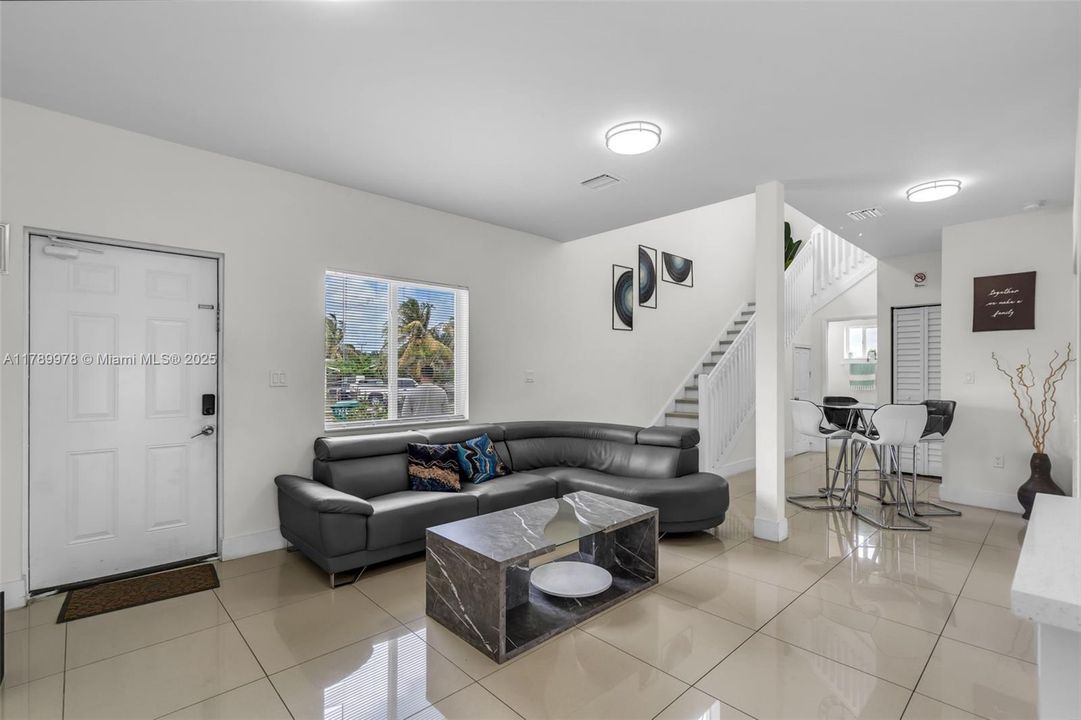 For Sale: $572,999 (4 beds, 2 baths, 1610 Square Feet)