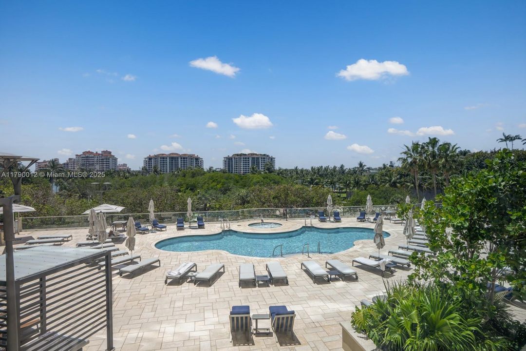 待售: $1,336,000 (2 贝兹, 2 浴室, 1484 平方英尺)