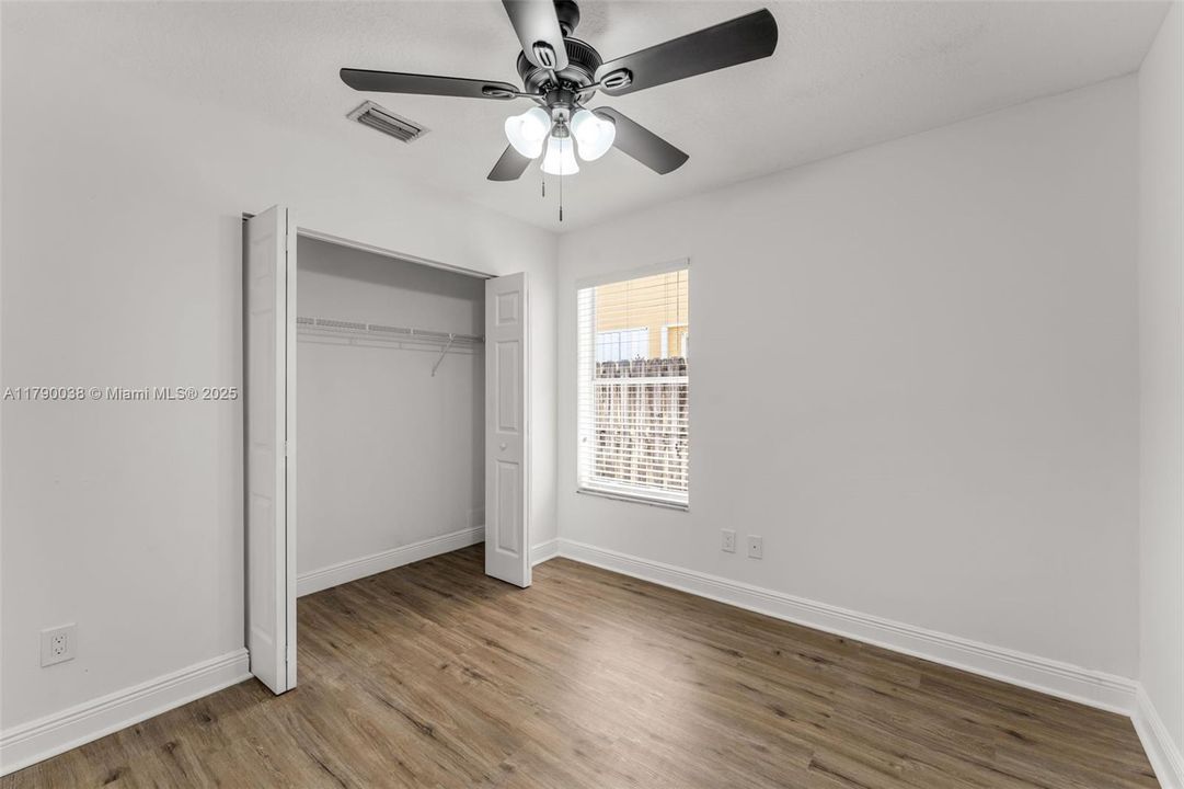 Recently Sold: $649,900 (3 beds, 2 baths, 1704 Square Feet)