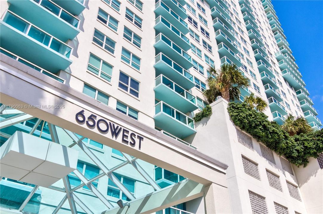 待售: $1,170,000 (2 贝兹, 2 浴室, 1147 平方英尺)