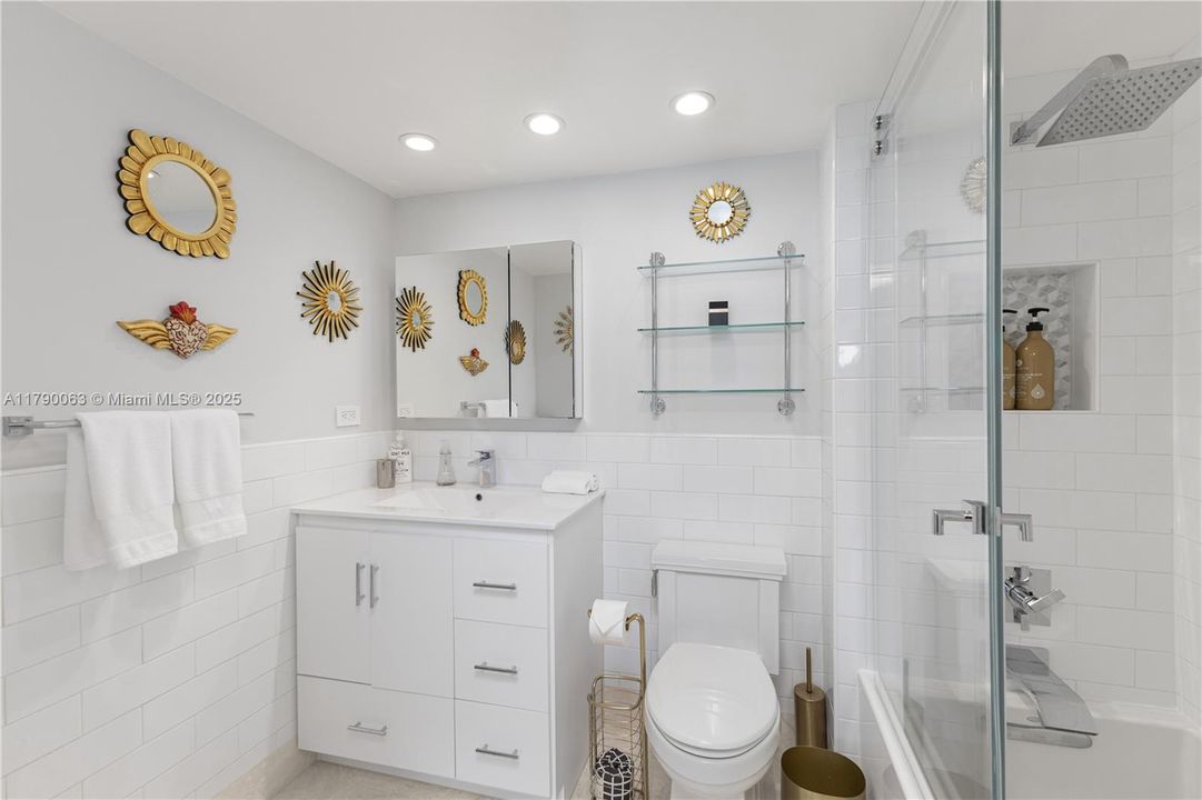 待售: $1,170,000 (2 贝兹, 2 浴室, 1147 平方英尺)