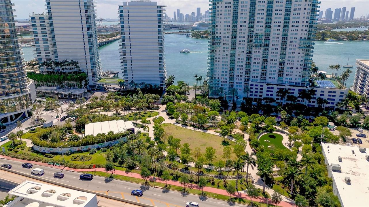 待售: $1,170,000 (2 贝兹, 2 浴室, 1147 平方英尺)