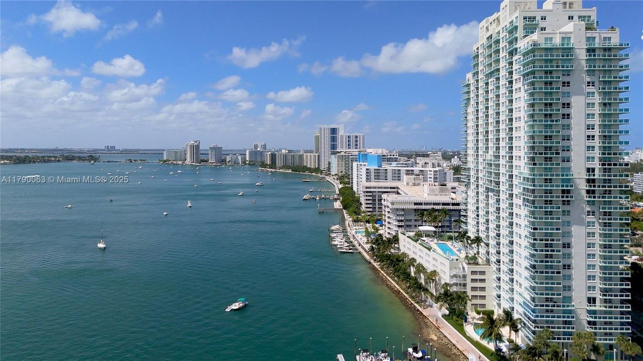 待售: $1,170,000 (2 贝兹, 2 浴室, 1147 平方英尺)