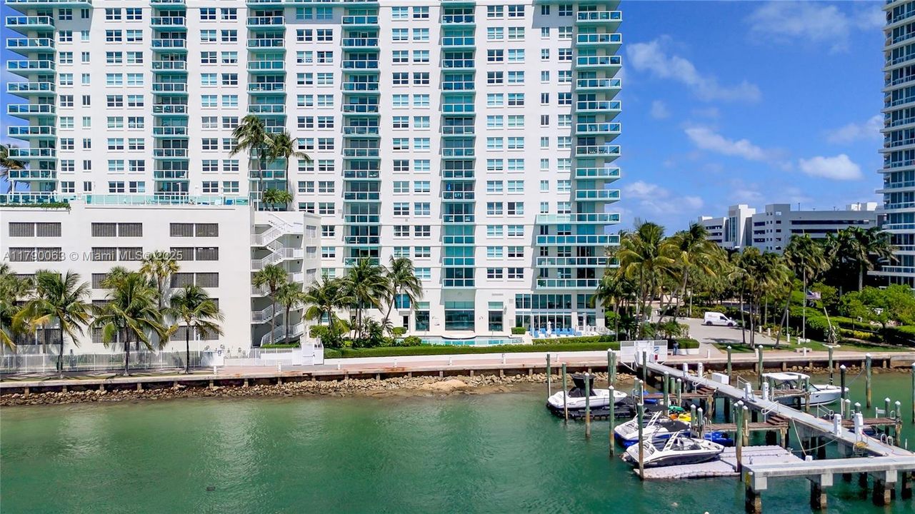 待售: $1,170,000 (2 贝兹, 2 浴室, 1147 平方英尺)