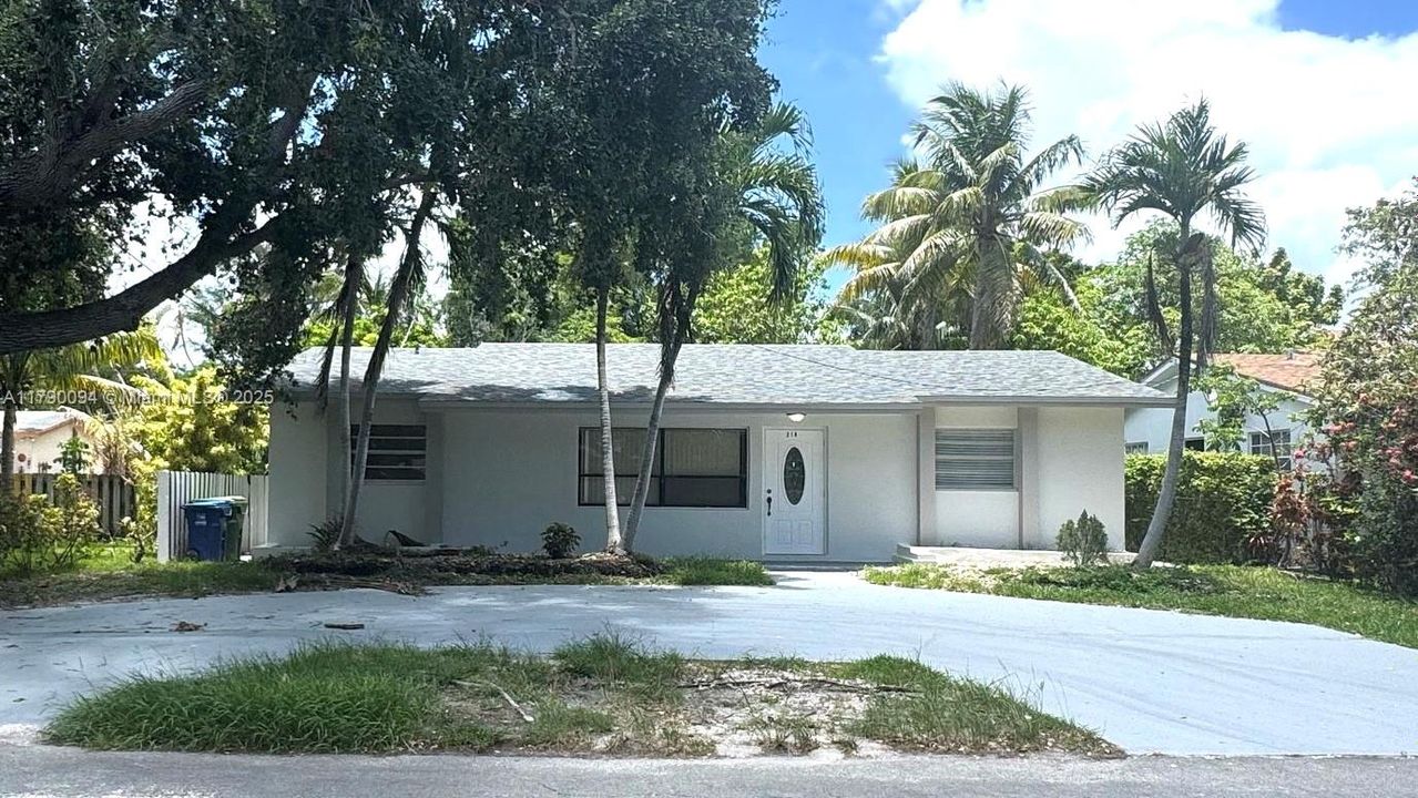 Recently Rented: $3,000 (3 beds, 2 baths, 1518 Square Feet)