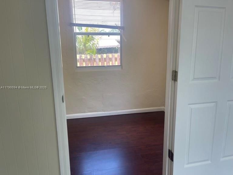 Recently Rented: $3,000 (3 beds, 2 baths, 1518 Square Feet)