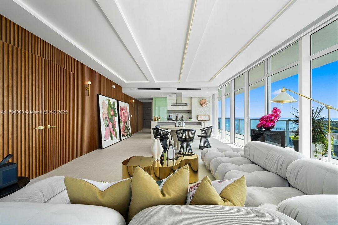 For Sale: $3,600,000 (2 beds, 2 baths, 1621 Square Feet)