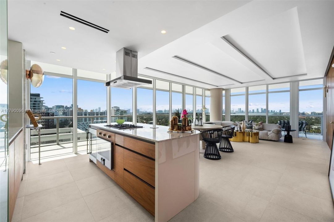 For Sale: $3,600,000 (2 beds, 2 baths, 1621 Square Feet)