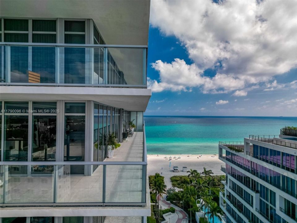 For Sale: $3,600,000 (2 beds, 2 baths, 1621 Square Feet)