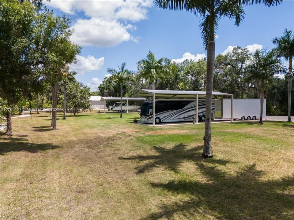 2920 FORT DENAUD RDLABELLE, FL 33935