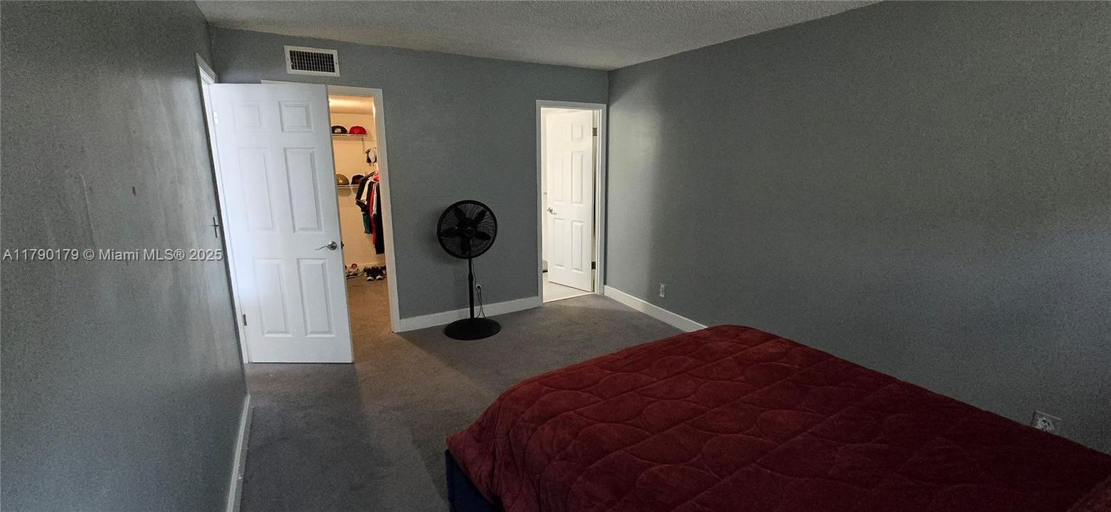 Vendido Recientemente: $178,000 (1 camas, 1 baños, 880 Pies cuadrados)