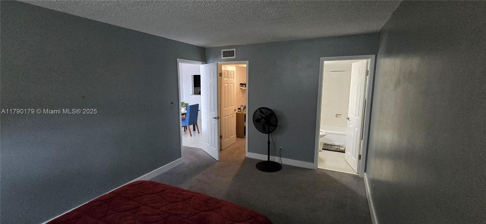 Vendido Recientemente: $178,000 (1 camas, 1 baños, 880 Pies cuadrados)