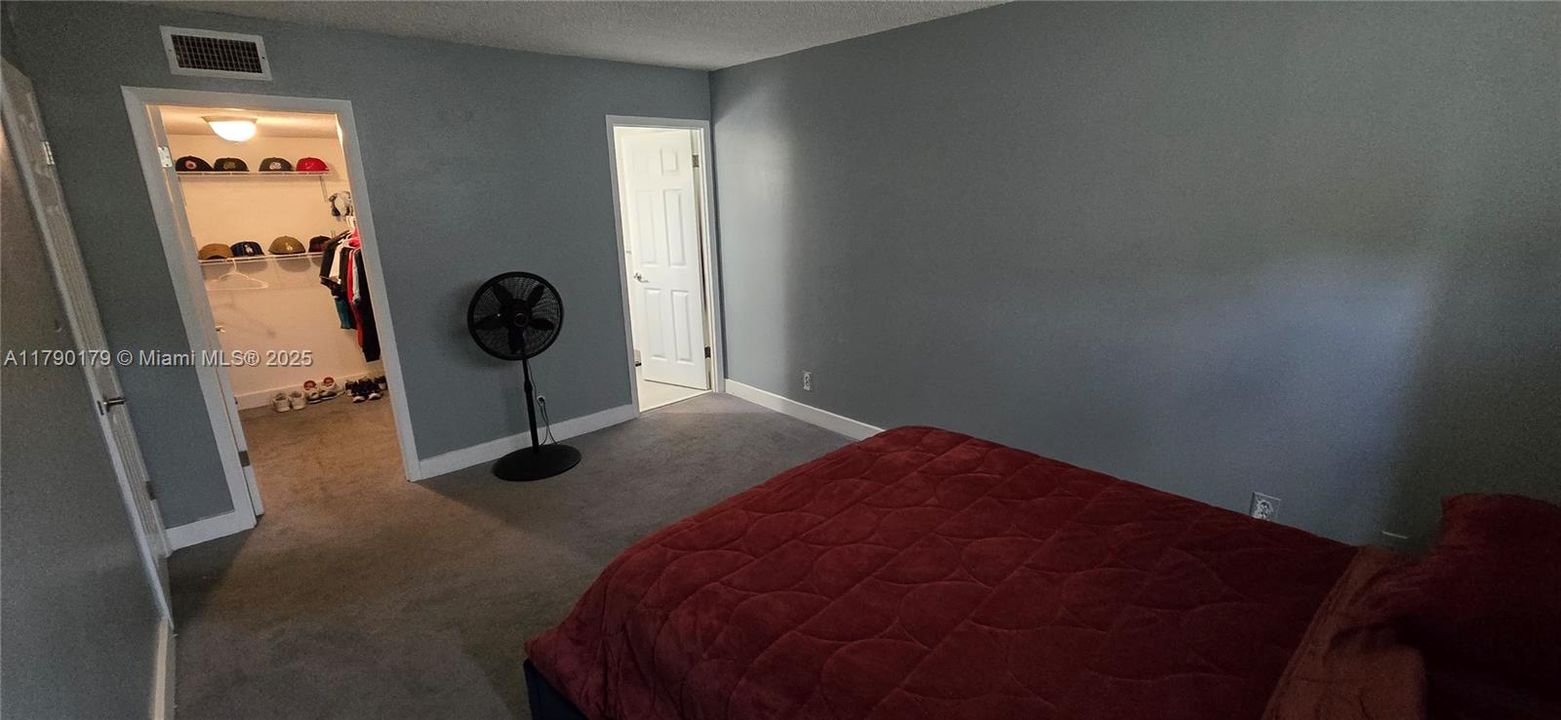 Vendido Recientemente: $178,000 (1 camas, 1 baños, 880 Pies cuadrados)