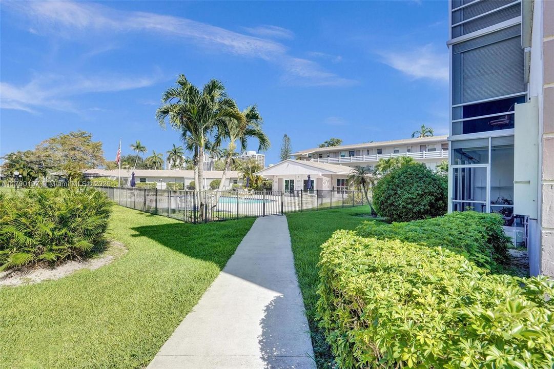 Recently Sold: $150,000 (1 beds, 1 baths, 720 Square Feet)