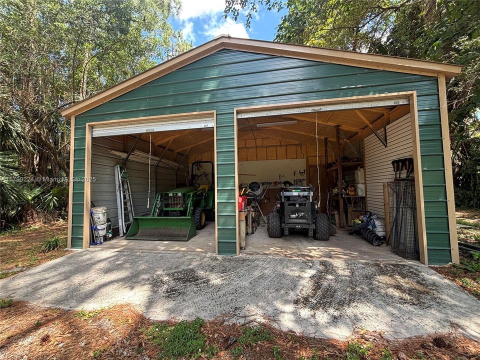 Vendido Recientemente: $1,850,000 (4 camas, 5 baños, 3253 Pies cuadrados)