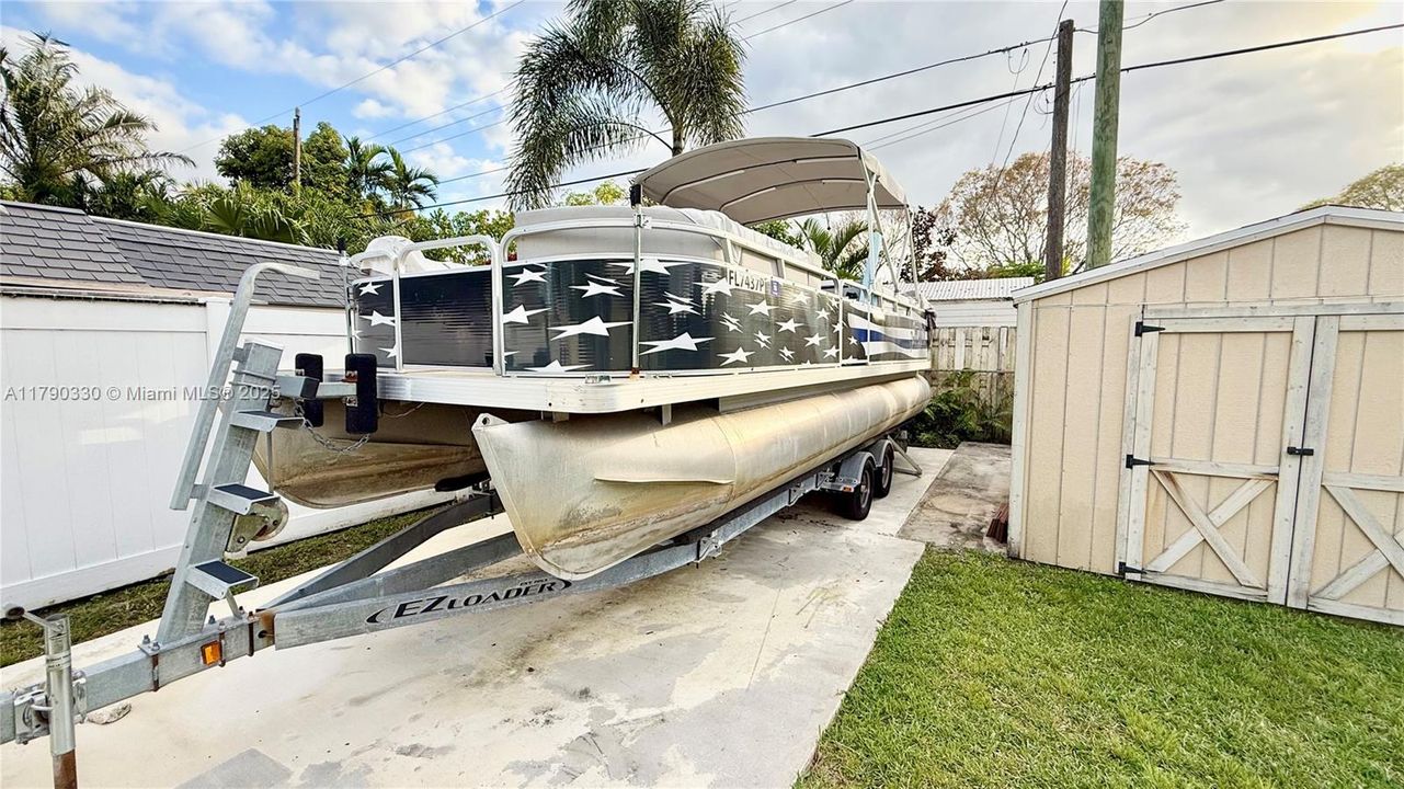 Activo con contrato: $550,000 (2 camas, 2 baños, 1089 Pies cuadrados)