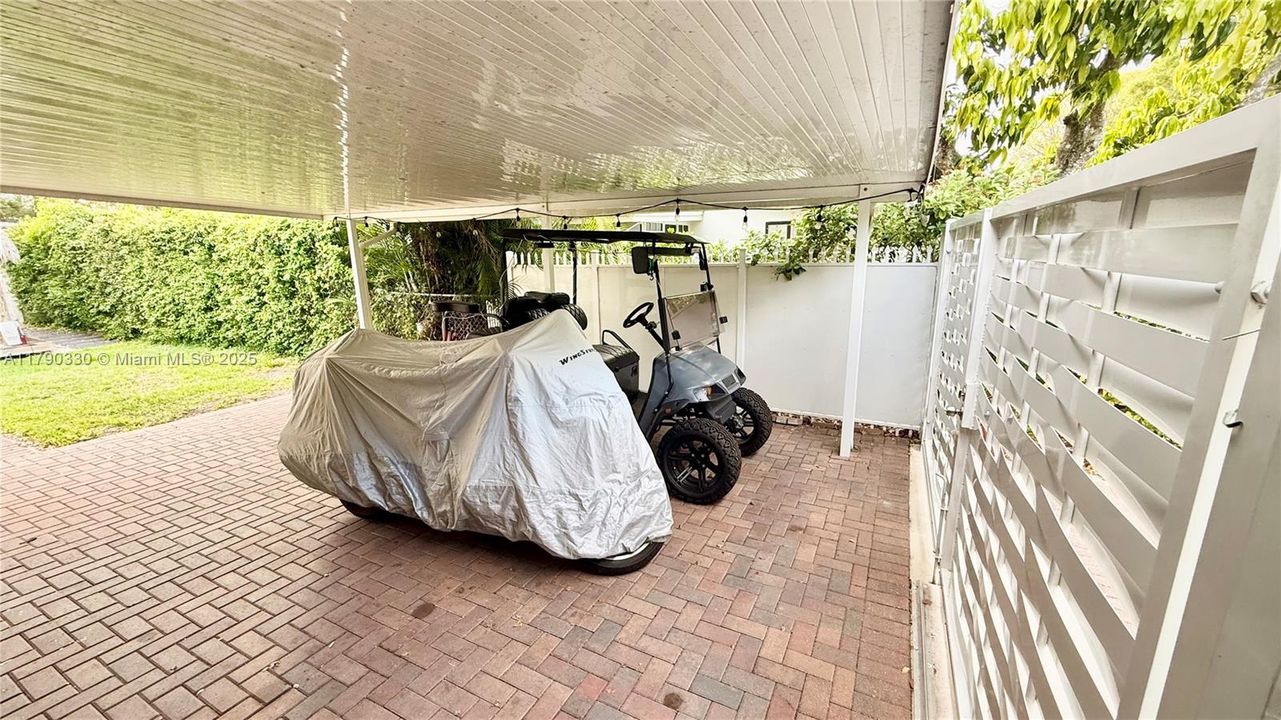 Activo con contrato: $550,000 (2 camas, 2 baños, 1089 Pies cuadrados)