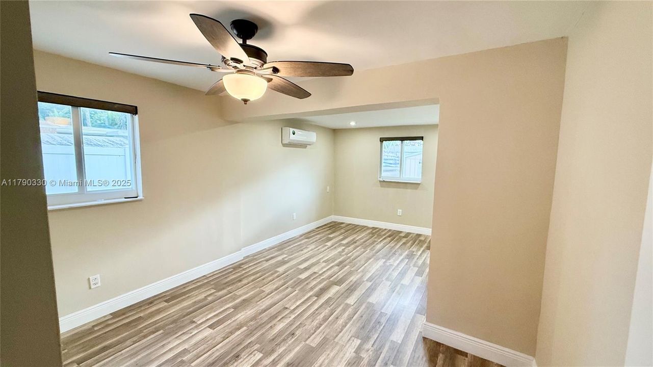 Activo con contrato: $550,000 (2 camas, 2 baños, 1089 Pies cuadrados)