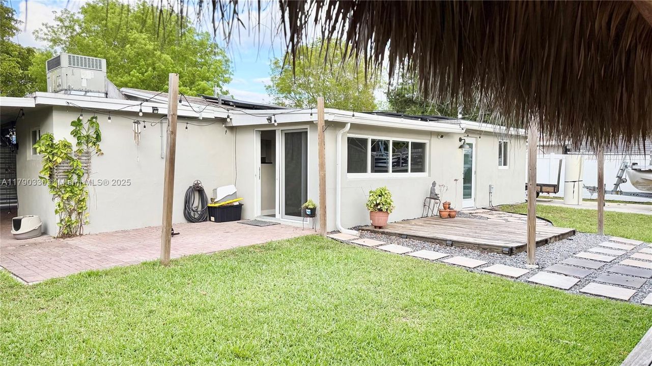 Activo con contrato: $550,000 (2 camas, 2 baños, 1089 Pies cuadrados)