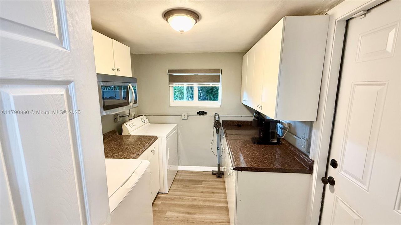 Activo con contrato: $550,000 (2 camas, 2 baños, 1089 Pies cuadrados)