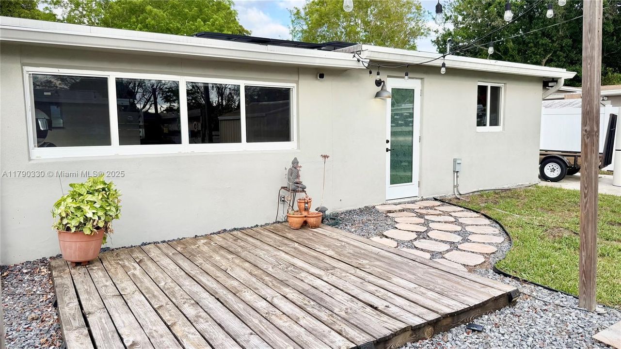 Activo con contrato: $550,000 (2 camas, 2 baños, 1089 Pies cuadrados)