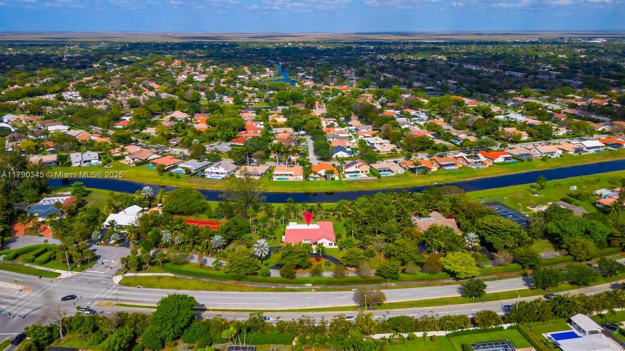 Недавно продано: $935,000 (5 спален, 3 ванн, 3617 Квадратных фут)