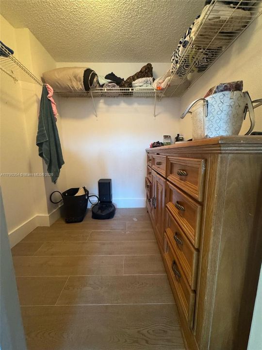 Recently Rented: $2,000 (2 beds, 2 baths, 1197 Square Feet)