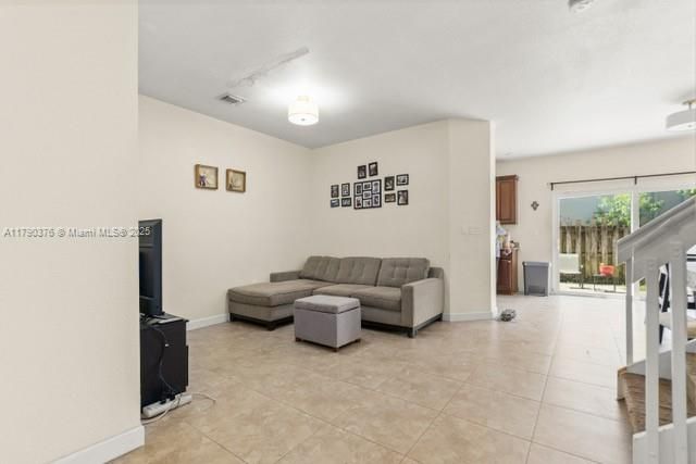 For Sale: $417,000 (3 beds, 2 baths, 1562 Square Feet)