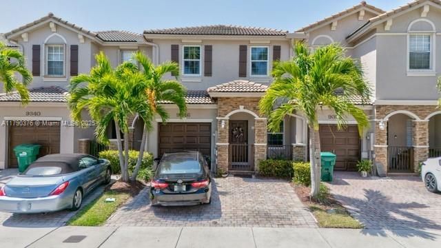 For Sale: $417,000 (3 beds, 2 baths, 1562 Square Feet)