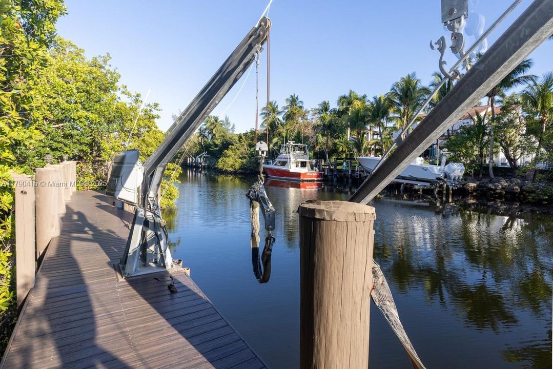 待售: $11,395,000 (5 贝兹, 5 浴室, 5053 平方英尺)