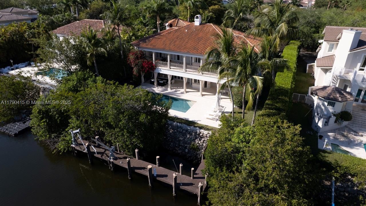 待售: $11,395,000 (5 贝兹, 5 浴室, 5053 平方英尺)