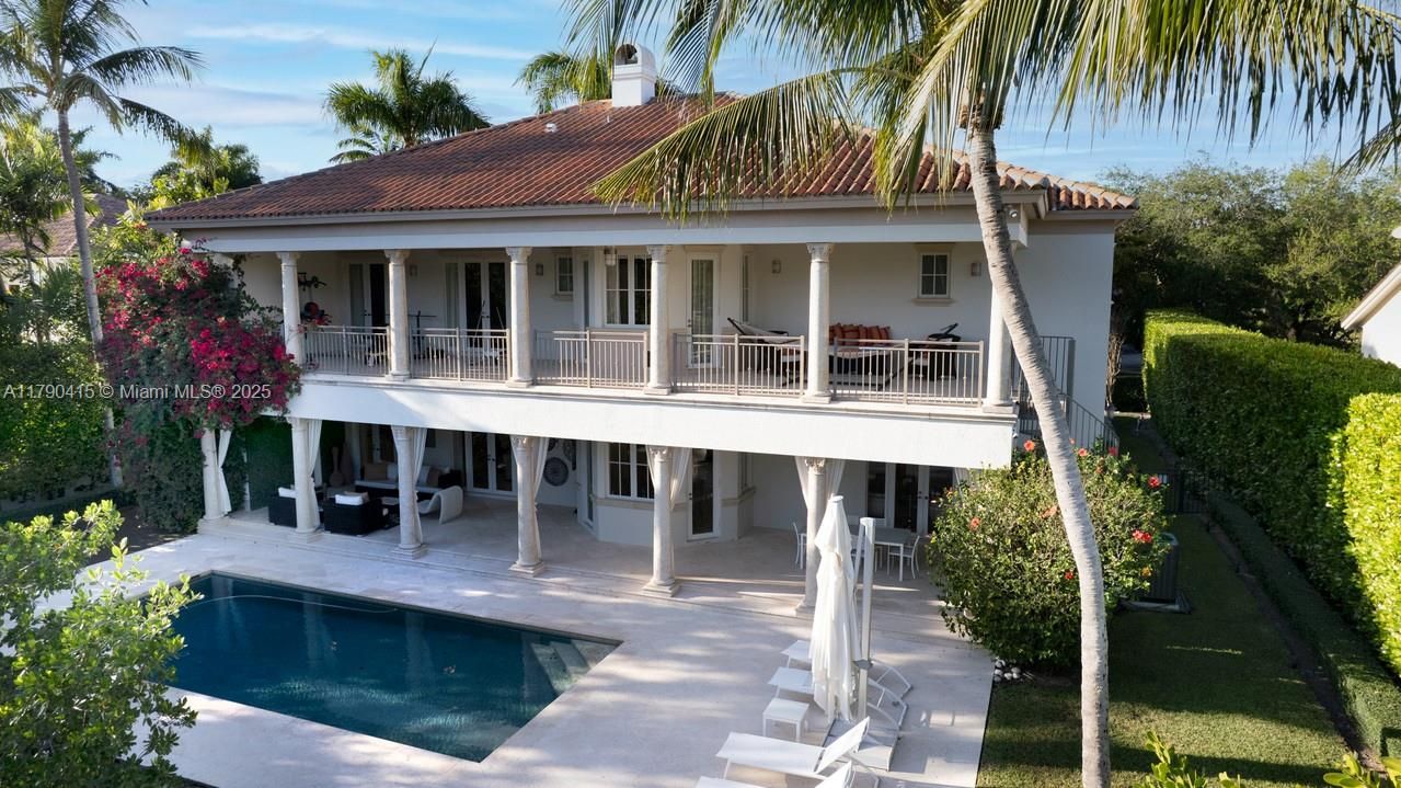 待售: $11,395,000 (5 贝兹, 5 浴室, 5053 平方英尺)