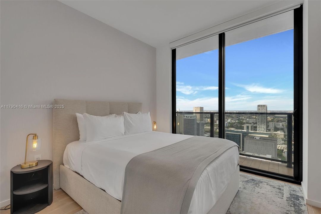En Venta: $1,099,000 (3 camas, 3 baños, 1150 Pies cuadrados)