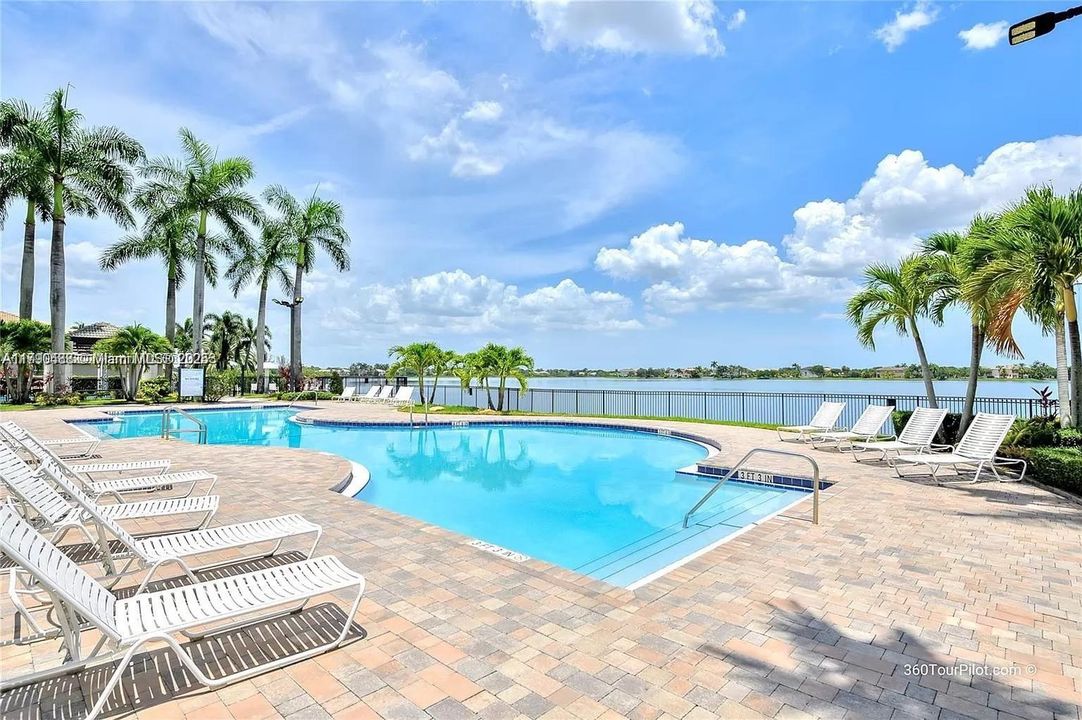 En Venta: $1,750,000 (5 camas, 6 baños, 4270 Pies cuadrados)