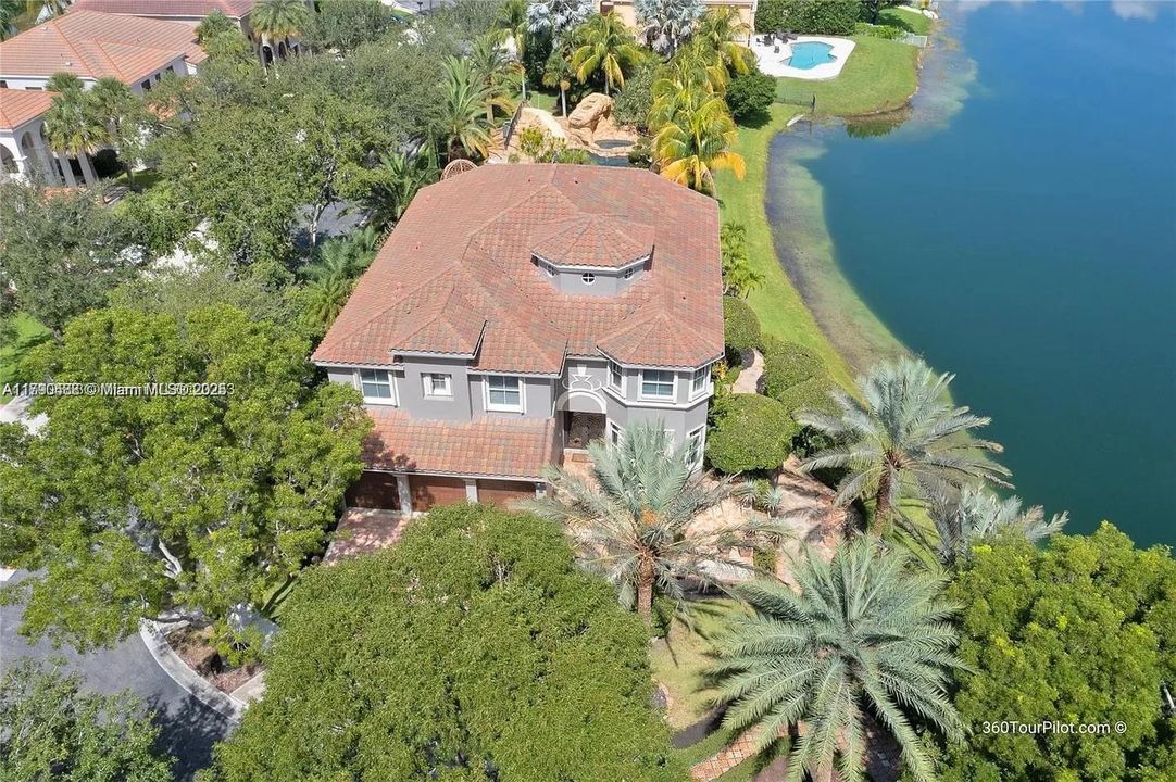 En Venta: $1,750,000 (5 camas, 6 baños, 4270 Pies cuadrados)