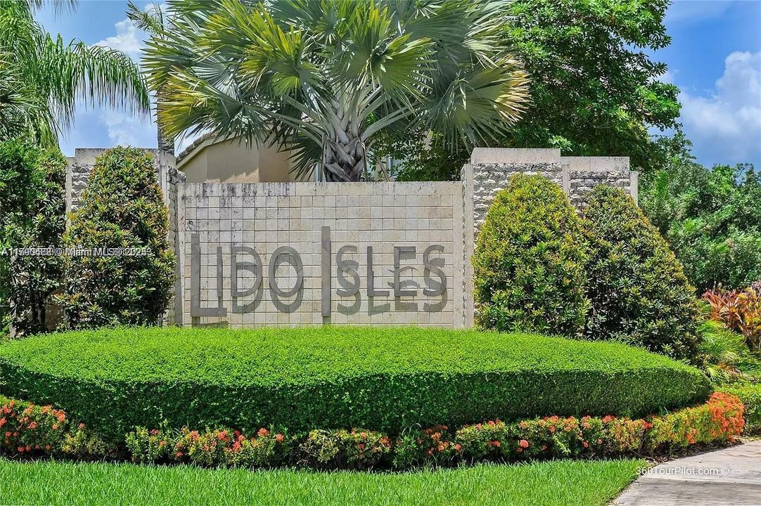 En Venta: $1,750,000 (5 camas, 6 baños, 4270 Pies cuadrados)