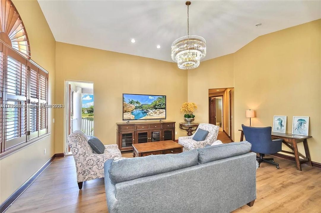 En Venta: $1,750,000 (5 camas, 6 baños, 4270 Pies cuadrados)