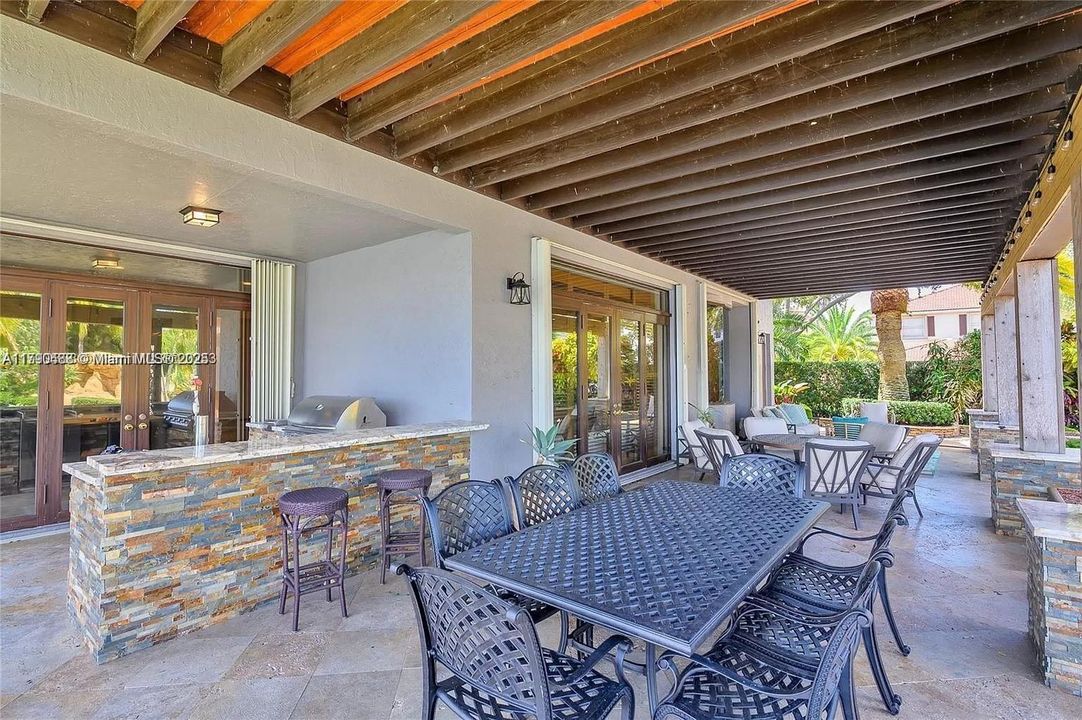 En Venta: $1,750,000 (5 camas, 6 baños, 4270 Pies cuadrados)