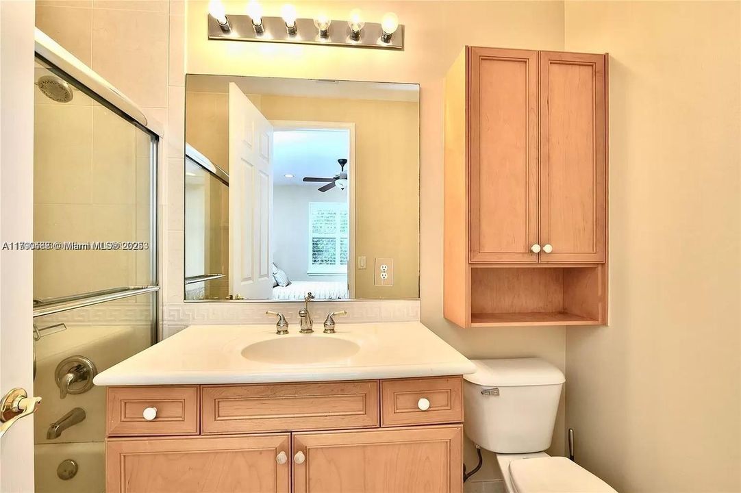 En Venta: $1,750,000 (5 camas, 6 baños, 4270 Pies cuadrados)