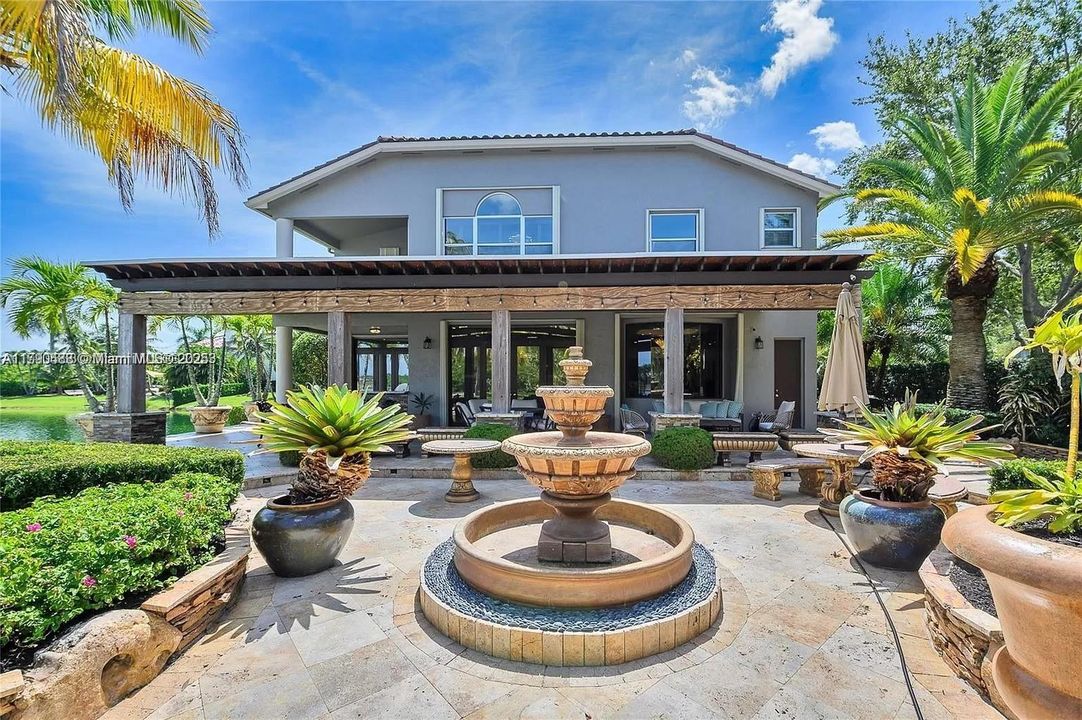 En Venta: $1,750,000 (5 camas, 6 baños, 4270 Pies cuadrados)