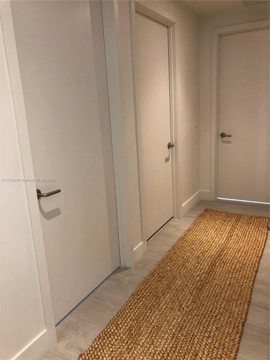 最近售出: $1,050,000 (3 贝兹, 2 浴室, 1361 平方英尺)